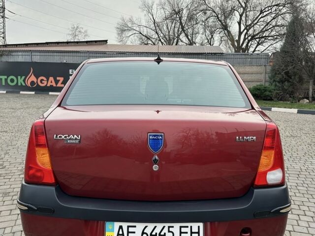 Красный Дачия Логан, объемом двигателя 1.4 л и пробегом 104 тыс. км за 4700 $, фото 4 на Automoto.ua