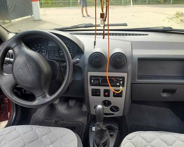 Красный Дачия Логан, объемом двигателя 1.4 л и пробегом 230 тыс. км за 2599 $, фото 10 на Automoto.ua