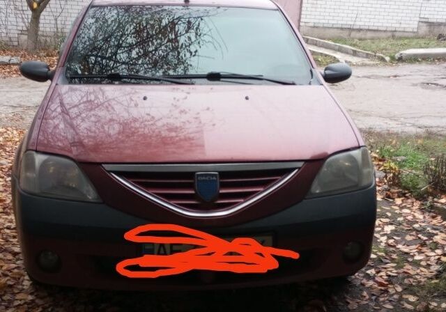 Красный Дачия Логан, объемом двигателя 1.6 л и пробегом 470 тыс. км за 2000 $, фото 1 на Automoto.ua
