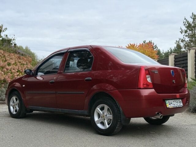 Красный Дачия Логан, объемом двигателя 1.4 л и пробегом 140 тыс. км за 2900 $, фото 3 на Automoto.ua