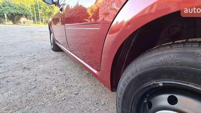 Красный Дачия Логан, объемом двигателя 1.39 л и пробегом 194 тыс. км за 3700 $, фото 40 на Automoto.ua