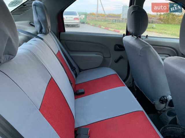 Червоний Дачія Logan, об'ємом двигуна 1.4 л та пробігом 98 тис. км за 3500 $, фото 11 на Automoto.ua