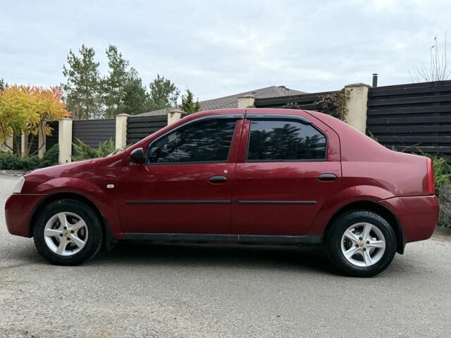 Красный Дачия Логан, объемом двигателя 1.4 л и пробегом 140 тыс. км за 2900 $, фото 2 на Automoto.ua