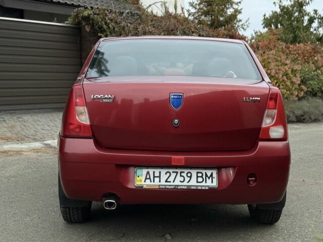 Красный Дачия Логан, объемом двигателя 1.4 л и пробегом 140 тыс. км за 2900 $, фото 4 на Automoto.ua