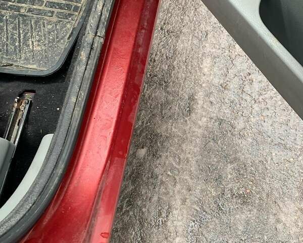 Червоний Дачія Logan, об'ємом двигуна 1.39 л та пробігом 200 тис. км за 2800 $, фото 4 на Automoto.ua