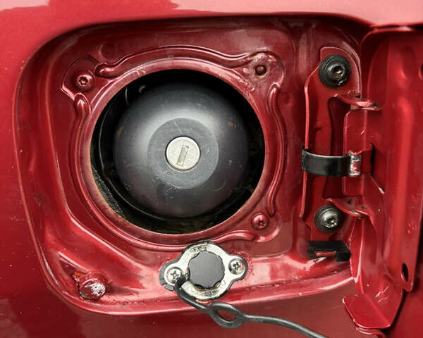 Красный Дачия Логан, объемом двигателя 1.4 л и пробегом 169 тыс. км за 3600 $, фото 10 на Automoto.ua