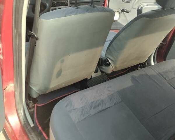 Червоний Дачія Logan, об'ємом двигуна 1.4 л та пробігом 221 тис. км за 3200 $, фото 2 на Automoto.ua