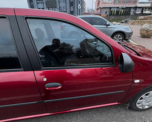 Красный Дачия Логан, объемом двигателя 1.4 л и пробегом 214 тыс. км за 3250 $, фото 14 на Automoto.ua