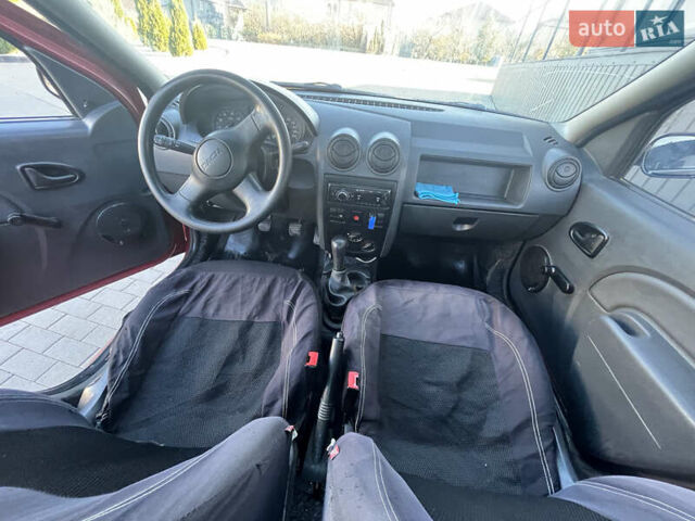 Красный Дачия Логан, объемом двигателя 1.39 л и пробегом 430 тыс. км за 2100 $, фото 8 на Automoto.ua