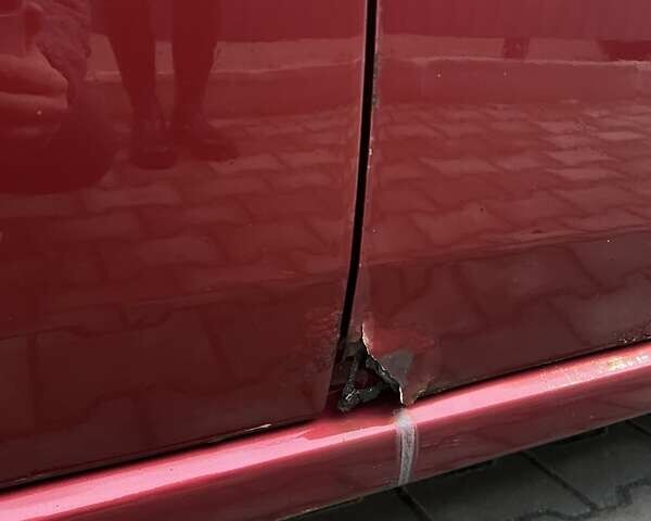 Красный Дачия Логан, объемом двигателя 1.4 л и пробегом 266 тыс. км за 2350 $, фото 5 на Automoto.ua