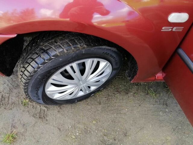 Червоний Дачія Logan, об'ємом двигуна 1.4 л та пробігом 198 тис. км за 2700 $, фото 18 на Automoto.ua