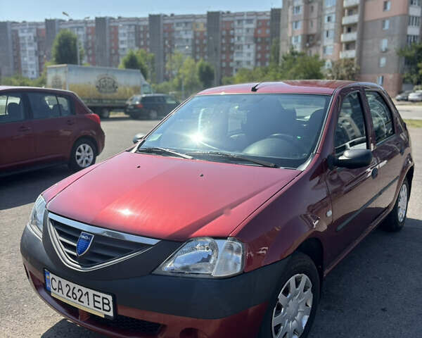 Красный Дачия Логан, объемом двигателя 1.39 л и пробегом 127 тыс. км за 5000 $, фото 1 на Automoto.ua