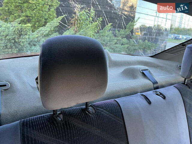 Червоний Дачія Logan, об'ємом двигуна 1.39 л та пробігом 147 тис. км за 3200 $, фото 18 на Automoto.ua