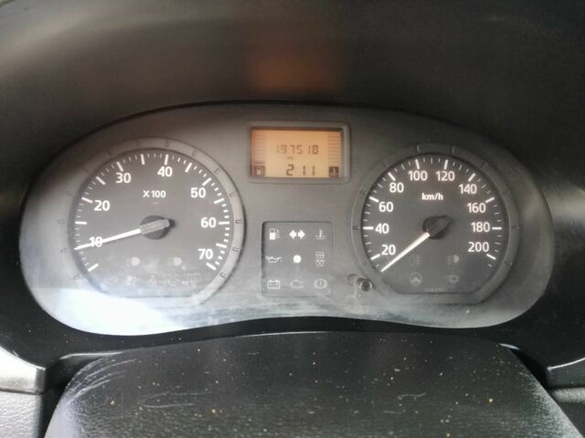 Червоний Дачія Logan, об'ємом двигуна 1.4 л та пробігом 198 тис. км за 2700 $, фото 16 на Automoto.ua