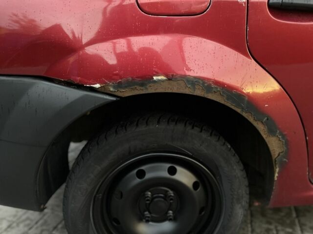 Красный Дачия Логан, объемом двигателя 1.4 л и пробегом 177 тыс. км за 3200 $, фото 12 на Automoto.ua