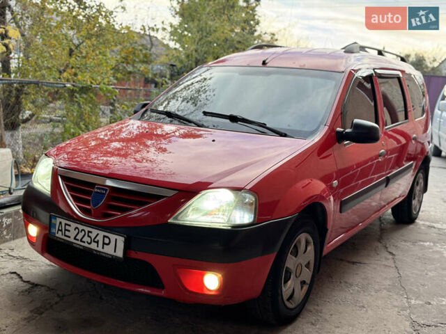 Красный Дачия Логан, объемом двигателя 1.5 л и пробегом 320 тыс. км за 5500 $, фото 33 на Automoto.ua