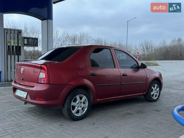 Красный Дачия Логан, объемом двигателя 1.4 л и пробегом 324 тыс. км за 3100 $, фото 3 на Automoto.ua