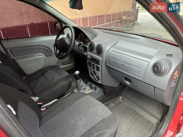 Красный Дачия Логан, объемом двигателя 1.5 л и пробегом 320 тыс. км за 5500 $, фото 16 на Automoto.ua