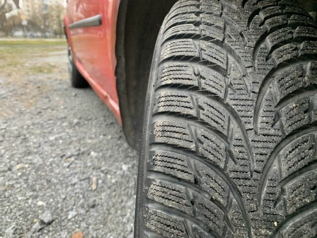 Красный Дачия Логан, объемом двигателя 1.5 л и пробегом 304 тыс. км за 2000 $, фото 4 на Automoto.ua