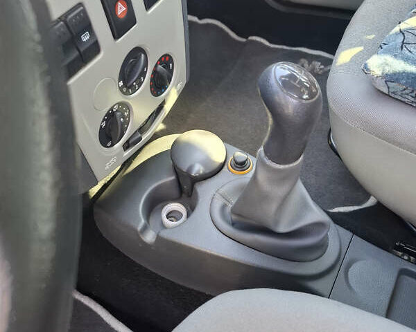 Червоний Дачія Logan, об'ємом двигуна 1.4 л та пробігом 116 тис. км за 5155 $, фото 15 на Automoto.ua