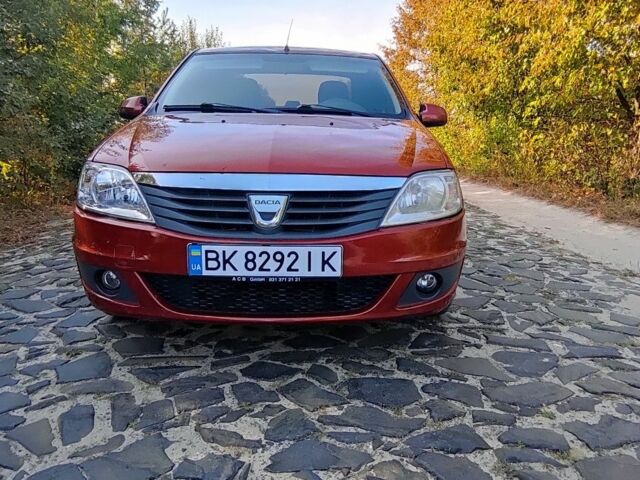 Червоний Дачія Logan, об'ємом двигуна 1.6 л та пробігом 190 тис. км за 2570 $, фото 1 на Automoto.ua