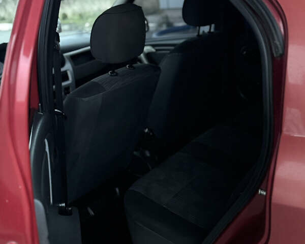 Красный Дачия Логан, объемом двигателя 1.4 л и пробегом 324 тыс. км за 3100 $, фото 14 на Automoto.ua