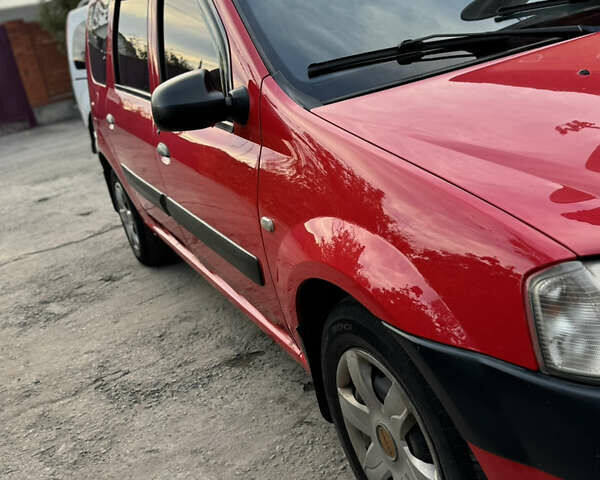 Красный Дачия Логан, объемом двигателя 1.5 л и пробегом 320 тыс. км за 5500 $, фото 38 на Automoto.ua
