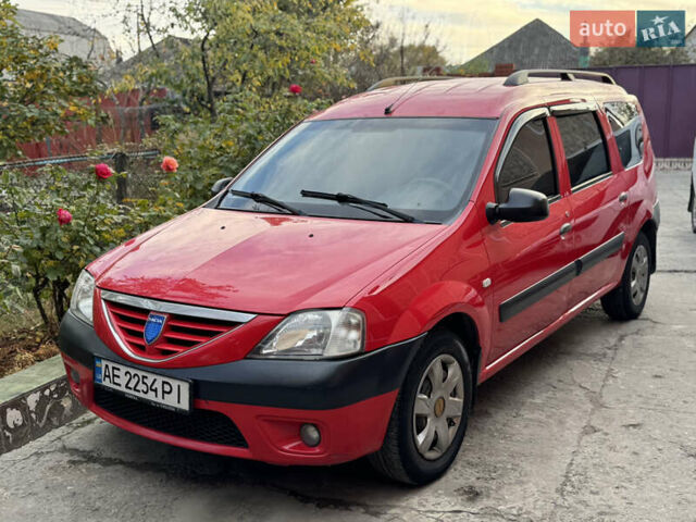 Красный Дачия Логан, объемом двигателя 1.5 л и пробегом 320 тыс. км за 5500 $, фото 42 на Automoto.ua