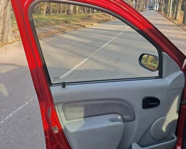 Красный Дачия Логан, объемом двигателя 1.4 л и пробегом 197 тыс. км за 3950 $, фото 8 на Automoto.ua