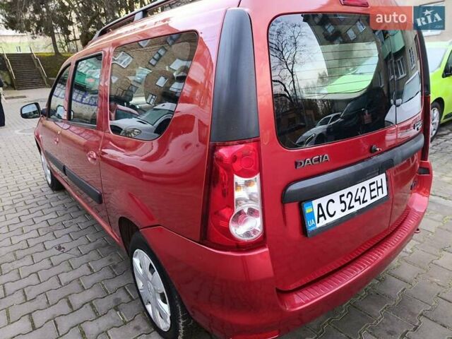 Красный Дачия Логан, объемом двигателя 1.6 л и пробегом 280 тыс. км за 3950 $, фото 12 на Automoto.ua
