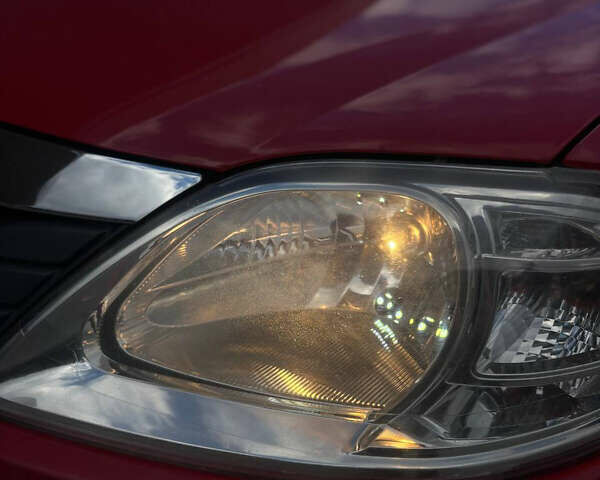 Красный Дачия Логан, объемом двигателя 1.5 л и пробегом 157 тыс. км за 4399 $, фото 1 на Automoto.ua