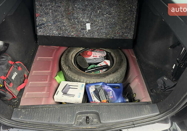 Дачія Logan 2015 у Жовкві на Automoto.ua Червоний Дачія Logan, об'ємом двигуна 1.46 л та пробігом 200 тис. км за 7500 $, фото 16 на Automoto.ua