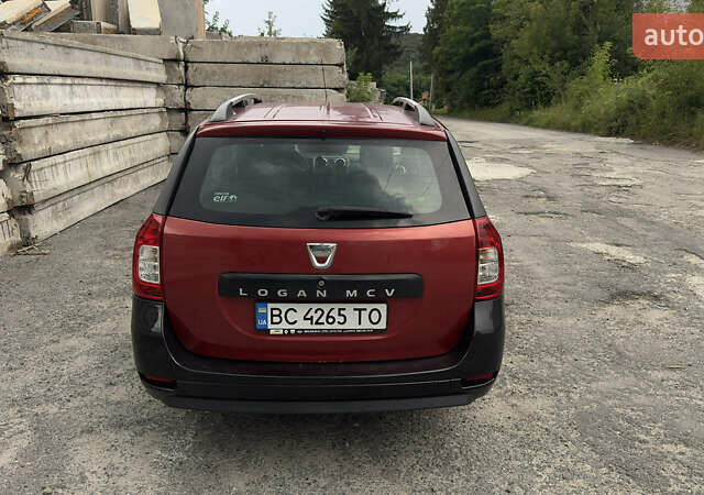Дачія Logan 2015 у Жовкві на Automoto.ua Червоний Дачія Logan, об'ємом двигуна 1.46 л та пробігом 200 тис. км за 7500 $, фото 1 на Automoto.ua