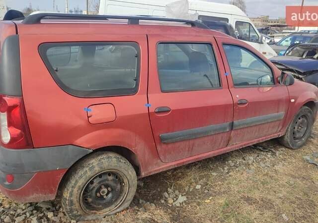 Красный Дачия Логан, объемом двигателя 1.6 л и пробегом 180 тыс. км за 2100 $, фото 9 на Automoto.ua