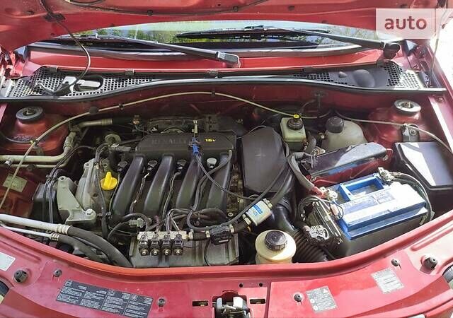 Красный Дачия Логан, объемом двигателя 1.6 л и пробегом 180 тыс. км за 2100 $, фото 24 на Automoto.ua