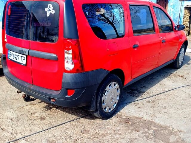 Красный Дачия Логан, объемом двигателя 1.4 л и пробегом 300 тыс. км за 4250 $, фото 4 на Automoto.ua