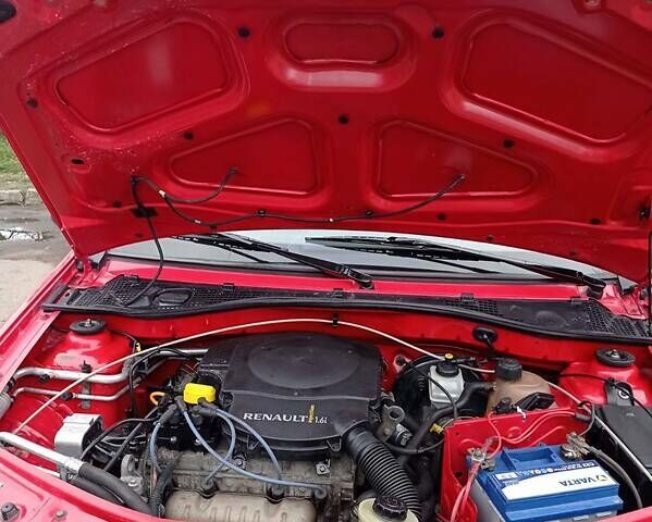 Червоний Дачія Logan, об'ємом двигуна 1.6 л та пробігом 205 тис. км за 3800 $, фото 11 на Automoto.ua