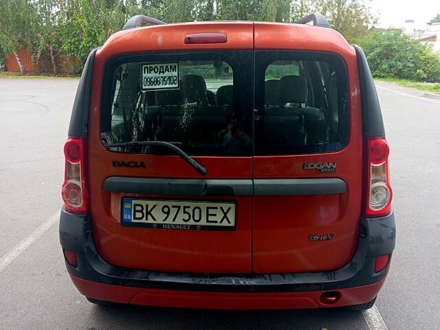 Червоний Дачія Logan, об'ємом двигуна 1.6 л та пробігом 260 тис. км за 4400 $, фото 3 на Automoto.ua