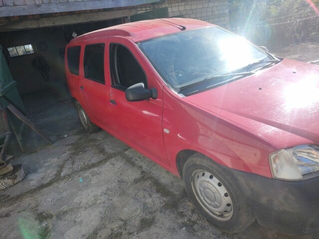 Красный Дачия Логан, объемом двигателя 1.4 л и пробегом 120 тыс. км за 3800 $, фото 3 на Automoto.ua