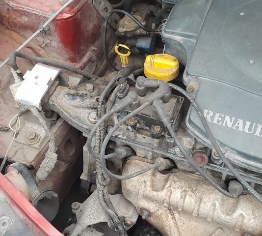 Красный Дачия Логан, объемом двигателя 1.6 л и пробегом 152 тыс. км за 3500 $, фото 22 на Automoto.ua