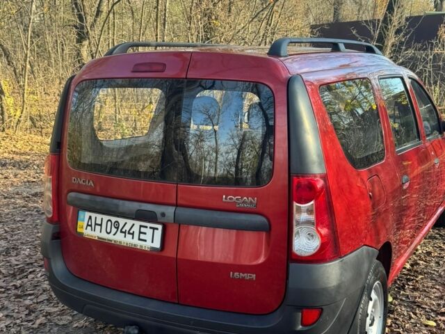 Красный Дачия Логан, объемом двигателя 0 л и пробегом 81 тыс. км за 5300 $, фото 2 на Automoto.ua