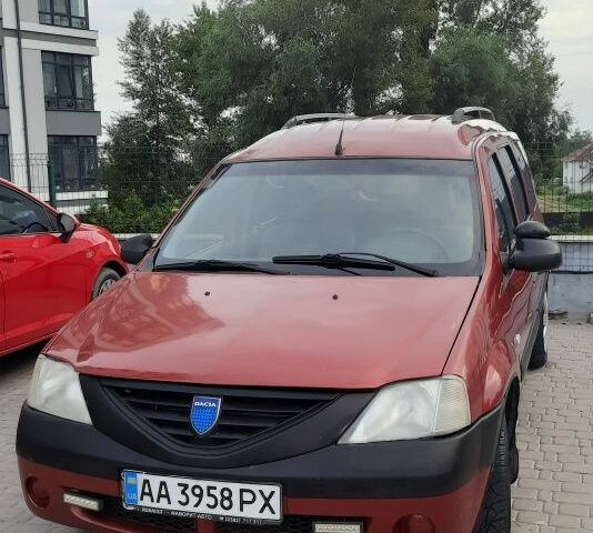 Красный Дачия Логан, объемом двигателя 1.6 л и пробегом 152 тыс. км за 3500 $, фото 2 на Automoto.ua