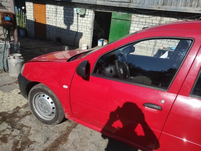 Красный Дачия Логан, объемом двигателя 1.4 л и пробегом 120 тыс. км за 3800 $, фото 6 на Automoto.ua