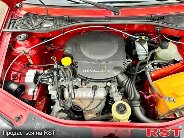 Червоний Дачія Logan, об'ємом двигуна 1.6 л та пробігом 175 тис. км за 5200 $, фото 13 на Automoto.ua