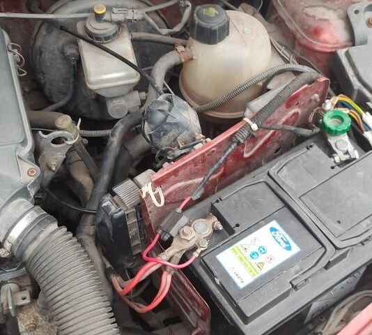 Красный Дачия Логан, объемом двигателя 1.6 л и пробегом 152 тыс. км за 3500 $, фото 21 на Automoto.ua