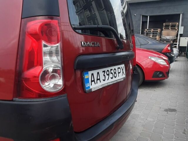 Красный Дачия Логан, объемом двигателя 1.6 л и пробегом 152 тыс. км за 3500 $, фото 10 на Automoto.ua