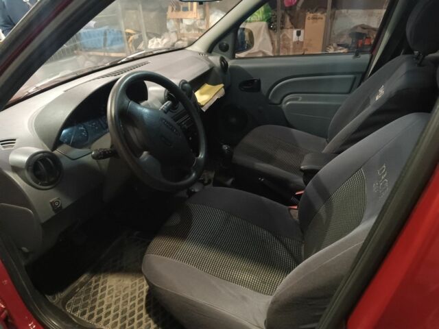 Червоний Дачія Logan, об'ємом двигуна 1.6 л та пробігом 63 тис. км за 5800 $, фото 18 на Automoto.ua