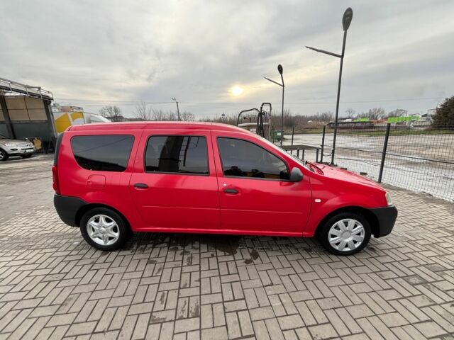 Красный Дачия Логан, объемом двигателя 1.4 л и пробегом 322 тыс. км за 4100 $, фото 1 на Automoto.ua