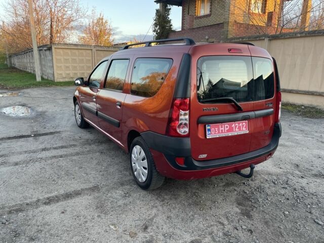 Красный Дачия Логан, объемом двигателя 1.6 л и пробегом 204 тыс. км за 4900 $, фото 2 на Automoto.ua