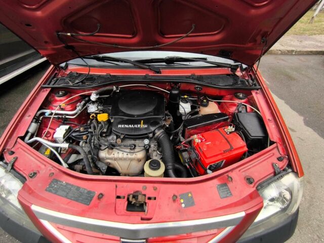 Красный Дачия Логан, объемом двигателя 1.6 л и пробегом 228 тыс. км за 4400 $, фото 11 на Automoto.ua